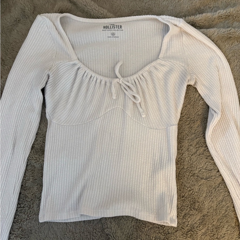 Hollister Women's White Ribbed Long Sleeve Top